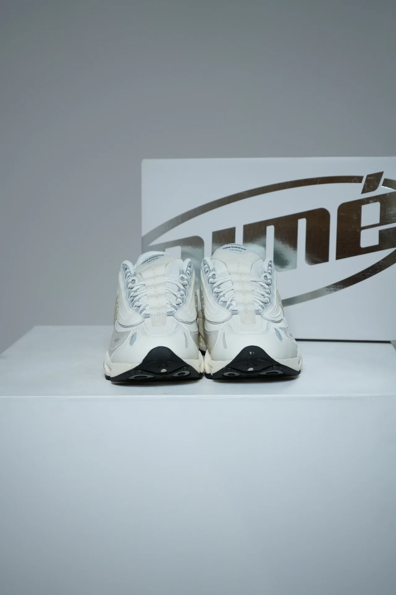 Miniature 2